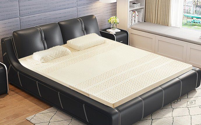 起初我们只是抱怨室外的天空不再湛蓝