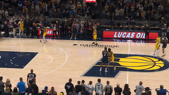 伦纳德低位单打成绝杀武器 快船逆袭附加赛争季