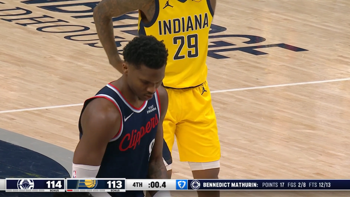 伦纳德低位单打成绝杀武器 快船逆袭附加赛争季