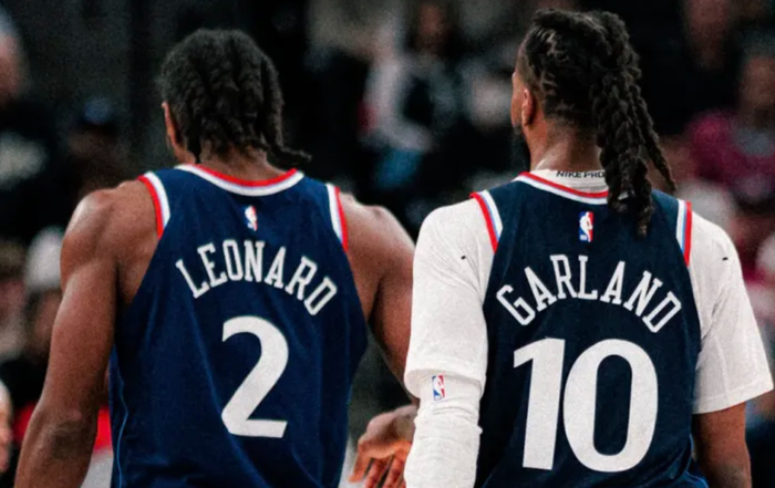 伦纳德低位单打成绝杀武器 快船逆袭附加赛争季