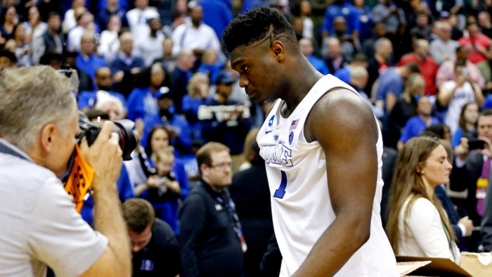 伦纳德低位单打成绝杀武器 快船逆袭附加赛争季