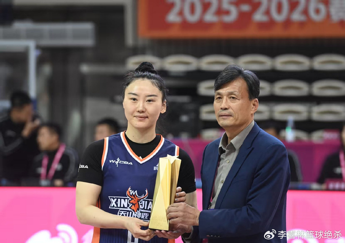 武桐桐季后赛三战统治赛场 助攻效率值双冠加冕