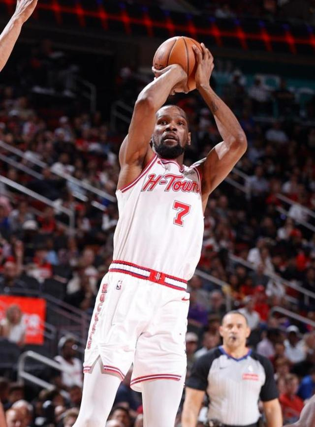 申京封盖嘴角带血 火箭加时逆转未果负森林狼