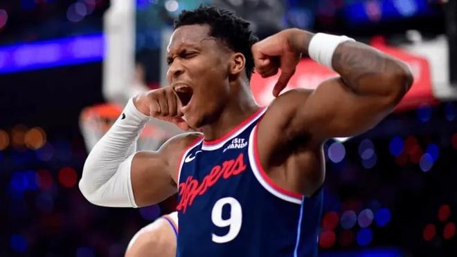 快船半场崩盘遭雷霆击溃 伦纳德独木难支